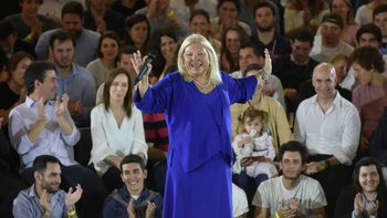 en plena pelea por las elecciones, reaparecio carrio: ¿sera candidata? en plena pelea por las elecciones, reaparecio carrio: ¿sera candidata?