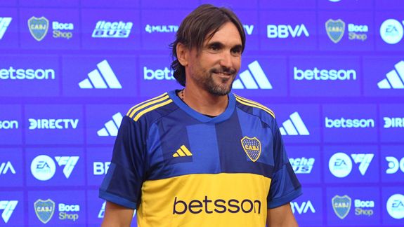 Diego Martínez fue presentado en Boca.