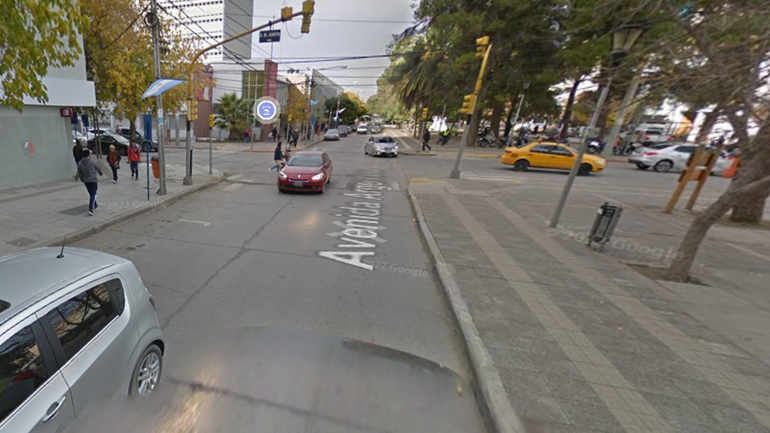 La persecución se extendió por varias cuadras y terminó en pleno centro de Neuquén
