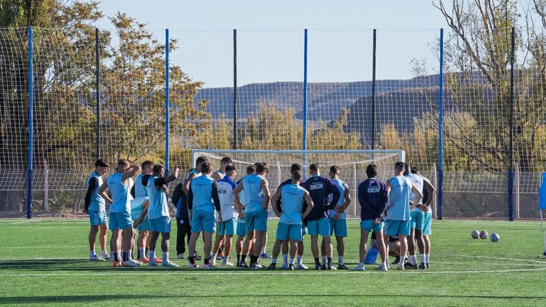 Deportivo Rincón vuelve a jugar este domingo. | LM Neuquen Deportivo Rincón vuelve a jugar este domingo.