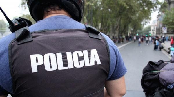 Simuló ser policía durante más de 2 años para violar adolescentes