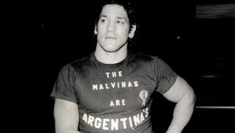 “Yo soñaba con ser campeón argentino como Ringo y lo logré. Quizás no a lo grande como él pero logré tener el mismo título y el mismo cinturón que aún lo tengo guardado”, expresó