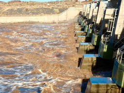La madrugada del 12 de julio de 2006, Portezuelo estuvo al borde del colapso y Cipolletti, en riesgo. La madrugada del 12 de julio de 2006, Portezuelo estuvo al borde del colapso y Cipolletti, en riesgo.