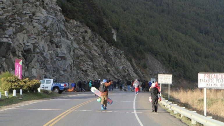 Ruta 40: se levantó el piquete que impedía el acceso al cerro Chapelco