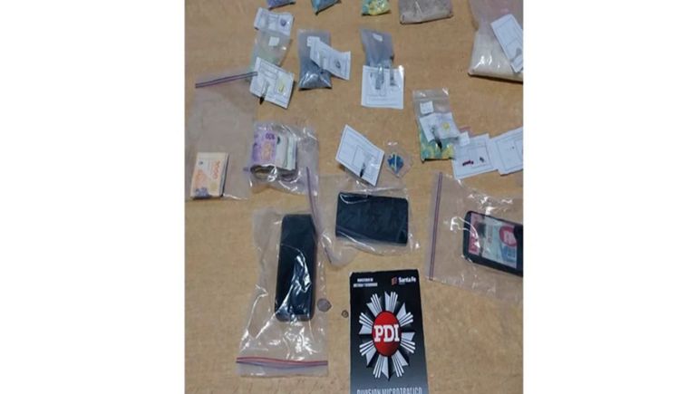 El hallazgo de cientos de dosis de éxtasis expuso una modalidad de transporte que preocupa a las autoridades federales. El hallazgo de cientos de dosis de éxtasis expuso una modalidad de transporte que preocupa a las autoridades federales.