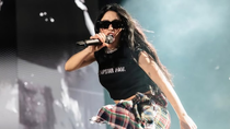 Hemos puesto un artefacto explosivo en el estadio porque no queremos que actúe esa negra p… kirchnerista, se advirtió en la amenaza. 