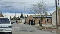 Asesinaron de una puñalada a un hombre en Cutral Co y detuvieron a un sospechoso cuando intentaba salir de la ciudad. (Foto: gentileza Cutral Co al Instante)