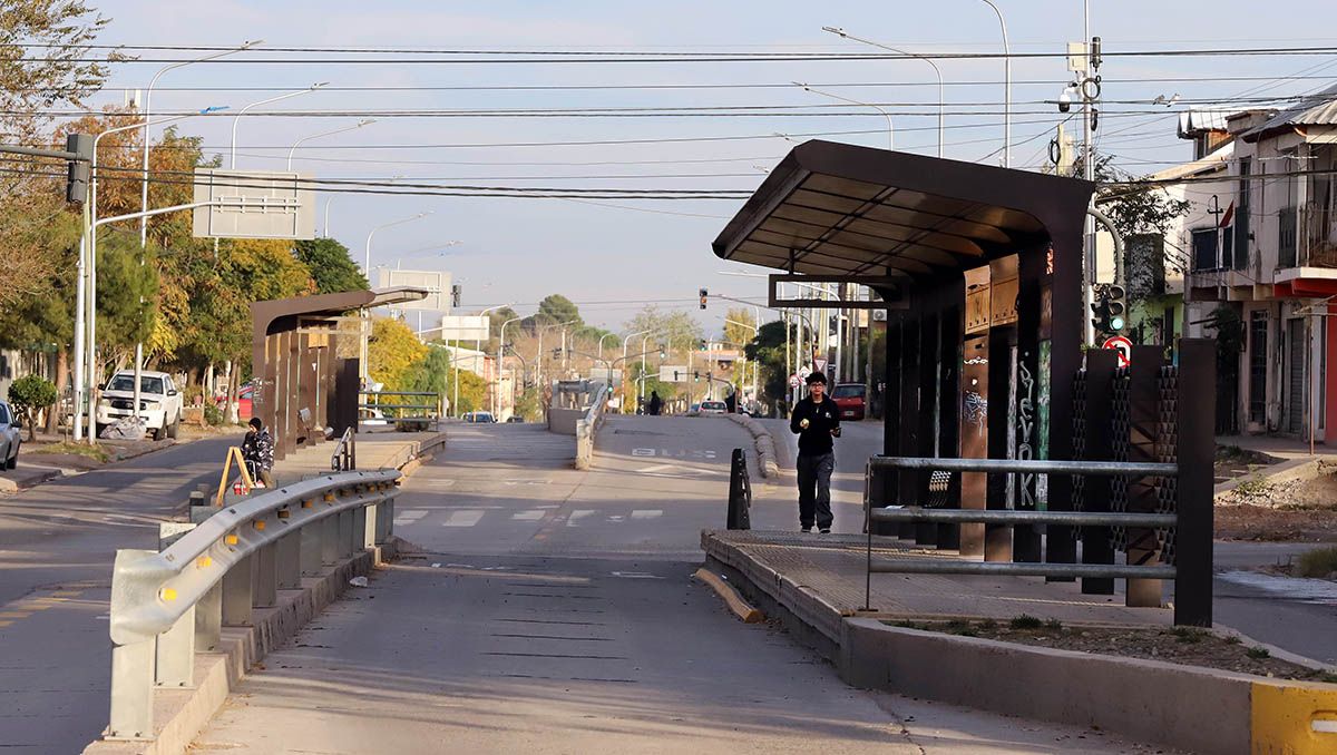 El paro comenzó desde las 00 del jueves en Neuquén y en todo el país