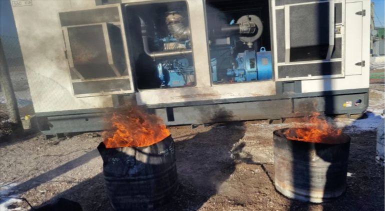 La estrategia para evitar que se planten los generadores es acercar fuentes de calor. La estrategia para evitar que se planten los generadores es acercar fuentes de calor. 