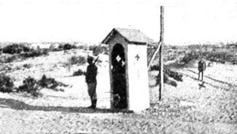 Una de las garitas donde cayó asesinado un guardiacárcel. Una de las garitas donde cayó asesinado un guardiacárcel.