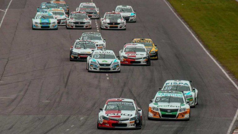 Se conocieron nuevas duplas para la carrera del Top Race en Buenos Aires