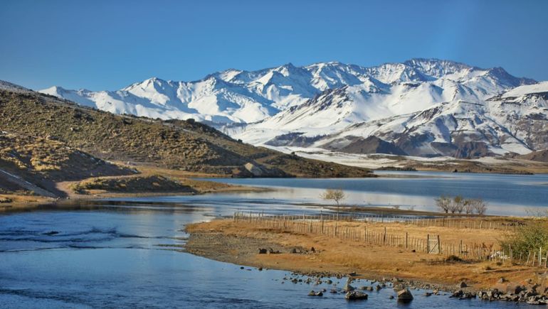 El impresionante paisaje de la historia en el norte neuquino / Foto Martín Muñoz