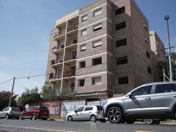 El edificio abandonado de Sargento Cabral fue ocupado por gente en situación de calle. Foto: archivo. El edificio abandonado de Sargento Cabral fue ocupado por gente en situación de calle. Foto: archivo.