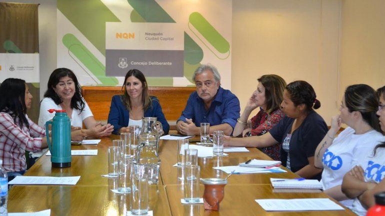 En la reunión convocada por Libres del Sur estuvo el defensor del Pueblo.
