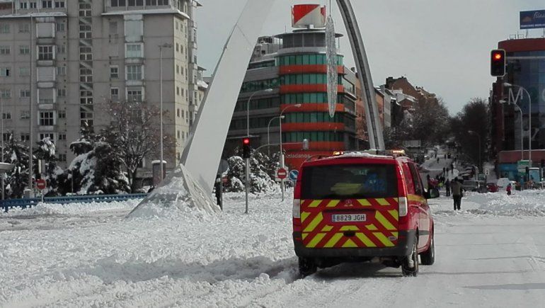 Tras la histórica nevada, Madrid continúa paralizada