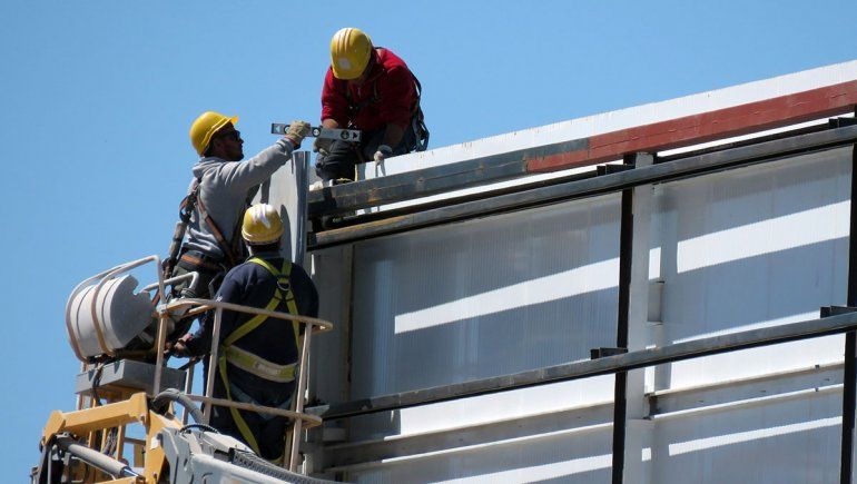 Las obras privadas comenzarán a trabajar mañana con protocolo sanitario.