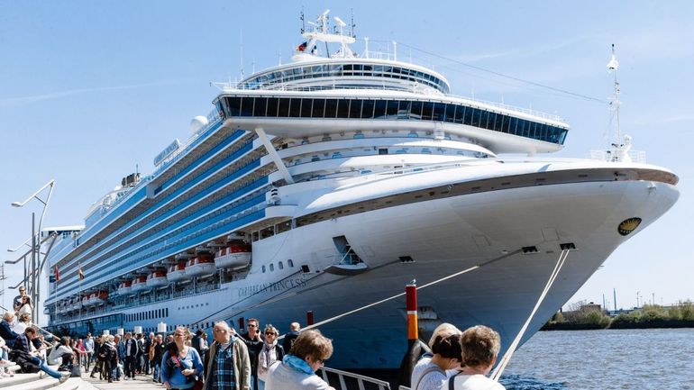 El crucero Caribbean Princess quedó bajo vigilancia sanitaria tras un brote de norovirus que afectó a pasajeros y tripulantes. El crucero Caribbean Princess quedó bajo vigilancia sanitaria tras un brote de norovirus que afectó a pasajeros y tripulantes.