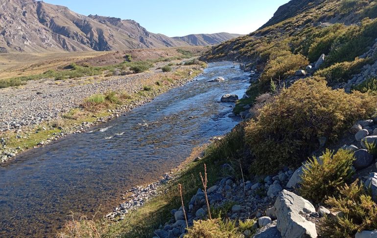Cerca de 10 familias de crianceros piden abrir una picada para acceder a sus campos.