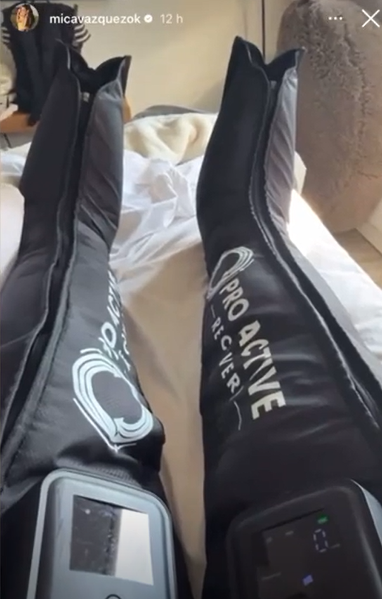 Las botas elegidas por Mica Vázquez para relajar post running. Las botas elegidas por Mica Vázquez para relajar post running.