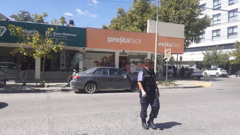 Asalto a la casa de préstamos del centro cipoleño: qué se sabe