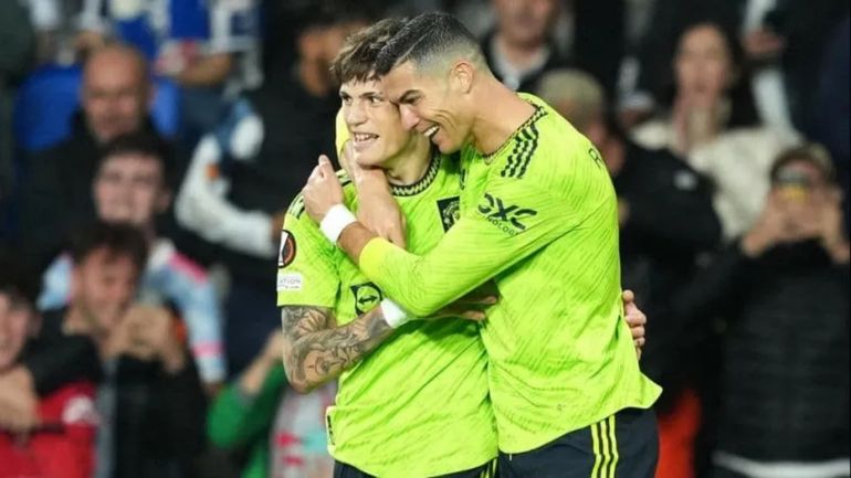 Alejandro Garnacho y Cristiano Ronaldo