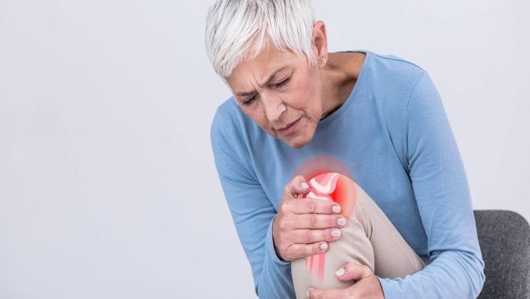 ¿El dolor en las rodillas puede predecir el clima? Lo que dice la ciencia