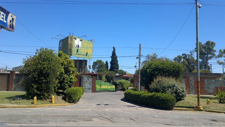 Otro femicidio en un hotel alojamiento: la apuñaló en el cuello y huyó