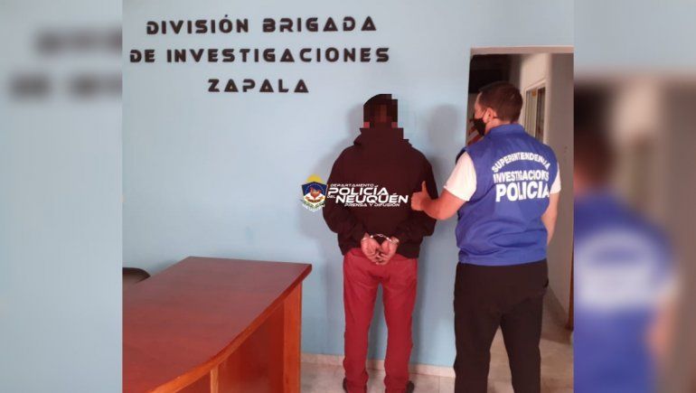 Estafador reincidente engañó a una mujer con la venta de una camioneta robada