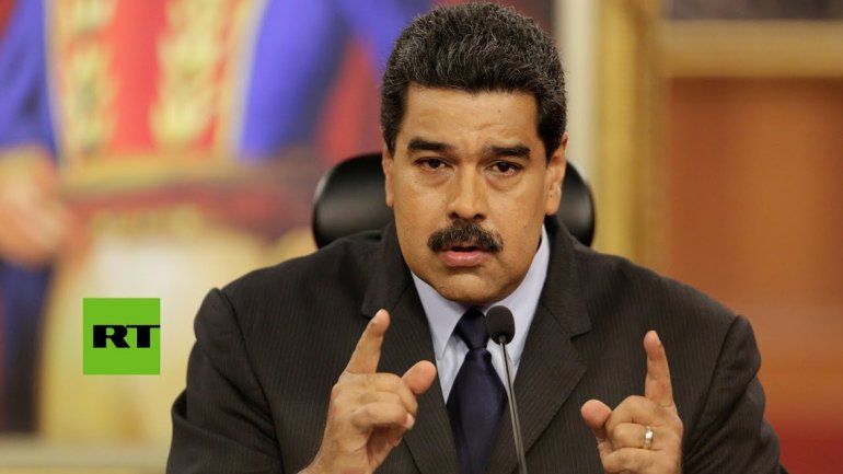 El venezolano le pidió que saque sus cochinas manos de su país.