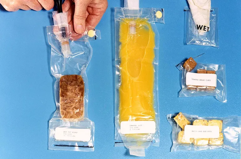 La comida original que debían consumir. Sellada y envasada al vacío. Todo lo contrario al sándwich de la discordia. La comida original que debían consumir. Sellada y envasada al vacío. Todo lo contrario al sándwich de la discordia.