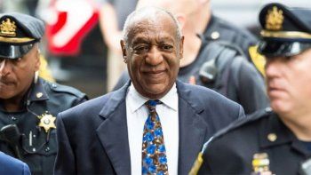 anularon la condena por violacion contra bill cosby y ya recupero su libertad anularon la condena por violacion contra bill cosby y ya recupero su libertad