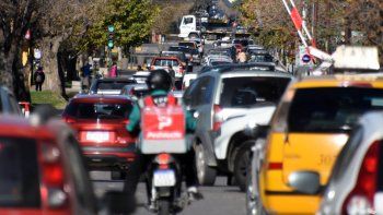 SFP Movimiento comercial gente autos transito centro compras  (2).JPG
