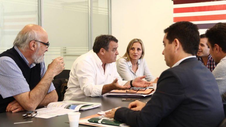 Sigue la novela por el alambrado: habrá una nueva reunión con otros organismos