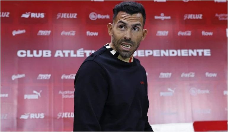 Esta mañana Carlos Tevez sufrió un accidente doméstico, se desmayó y terminó con un fuerte golpe en la cabeza Esta mañana Carlos Tevez sufrió un accidente doméstico, se desmayó y terminó con un fuerte golpe en la cabeza