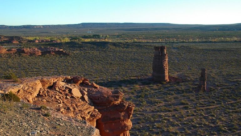 La zona de Los Pilares, en Tratayén, paraje cerca de Añelo donde hay campos productivos privados. La zona de Los Pilares, en Tratayén, paraje cerca de Añelo donde hay campos productivos privados.