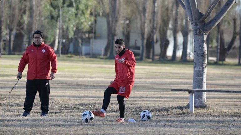 Azaguate debutó con Independiente en el Mundialista y seguirá de titular.