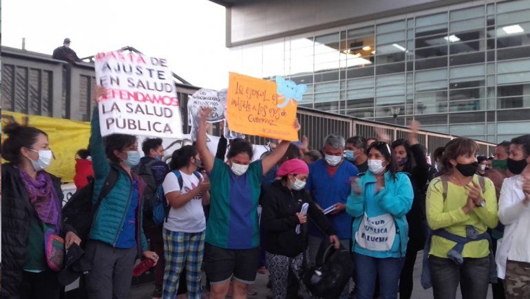 El conflicto de Salud y los autoconvocados tiene en vilo a la provincia y al gobierno.