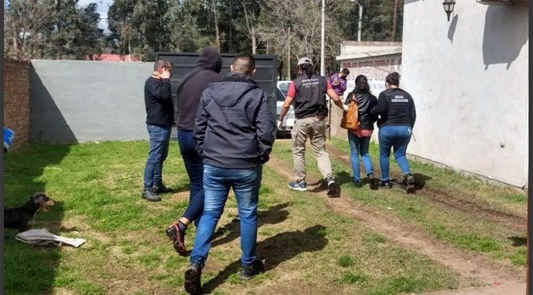 Mujer envenenó a su novio policía porque la golpeaba