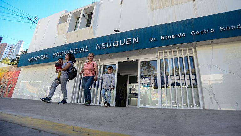 Violencia y gritos en el laboratorio del hospital Castro Rendón: apuntan contra ATE