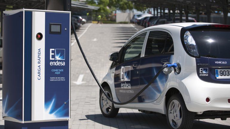 YPF instalará cargadores para autos eléctricos en 110 estaciones