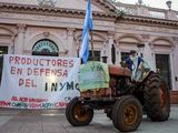 Productores yerbateros de Misiones protestaron contra el DNU de Javier Milei. Foto: Google.
