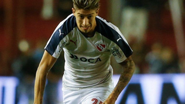 Rigoni es la clave para el Rojo de Daniel Holan. Bergessio ocupará el lugar de Blandi en la delantera del Ciclón. Rigoni es la clave para el Rojo de Daniel Holan. Bergessio ocupará el lugar de Blandi en la delantera del Ciclón.