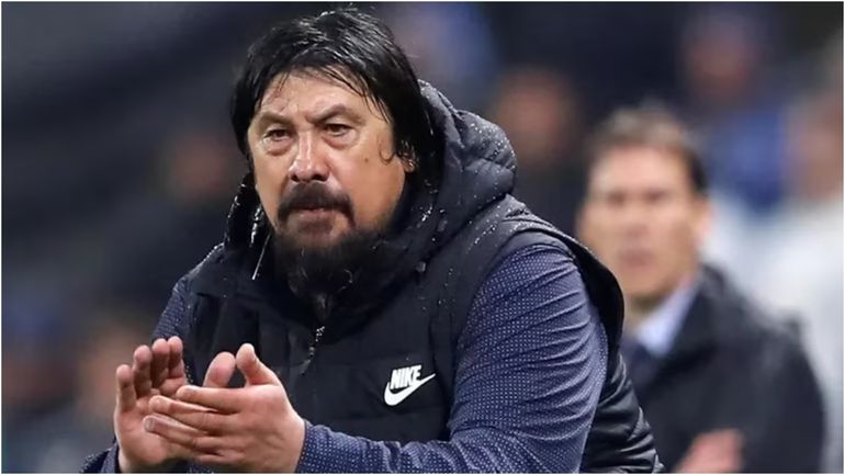 La increíble estrategia que tiene el Mono Burgos para formar sus equipos