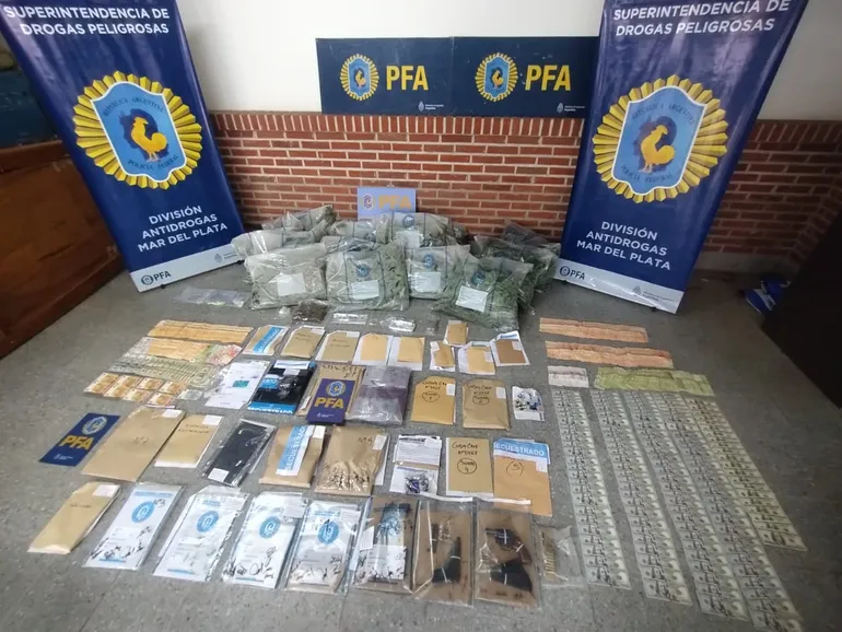 Todos los elementos secuestrados durante el allanamiento a la banda de Todos los elementos secuestrados durante el allanamiento a la banda de