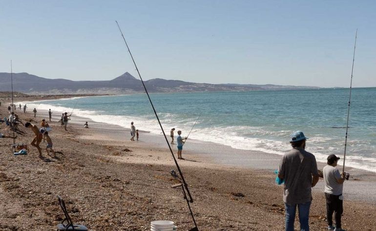 Pesca en Barrancas Blancas, Chubut. Pesca en Barrancas Blancas, Chubut.