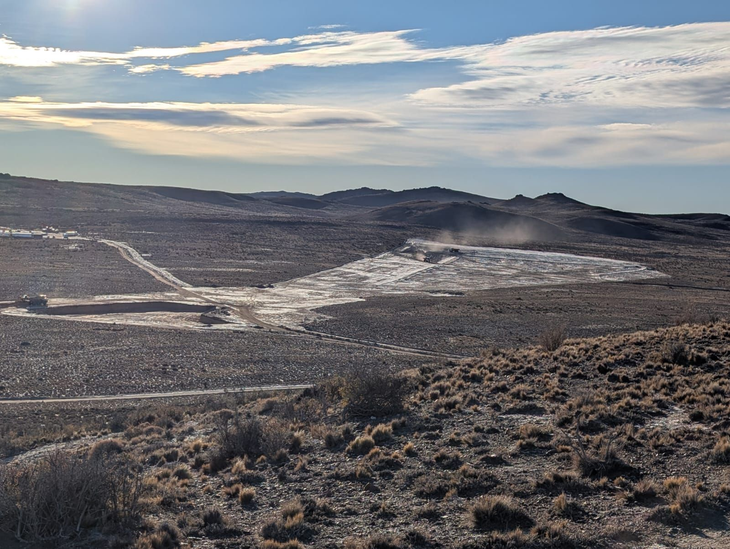 La Defensoría del Pueblo participó en el muestreo participativo de agua en cuatro perforaciones, vigilando los compromisos ambientales asumidos. Foto: @patagoniagold.