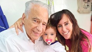 Alberto Cormillot junto a Emilio y Estefanía Pasquini. Alberto Cormillot junto a Emilio y Estefanía Pasquini.