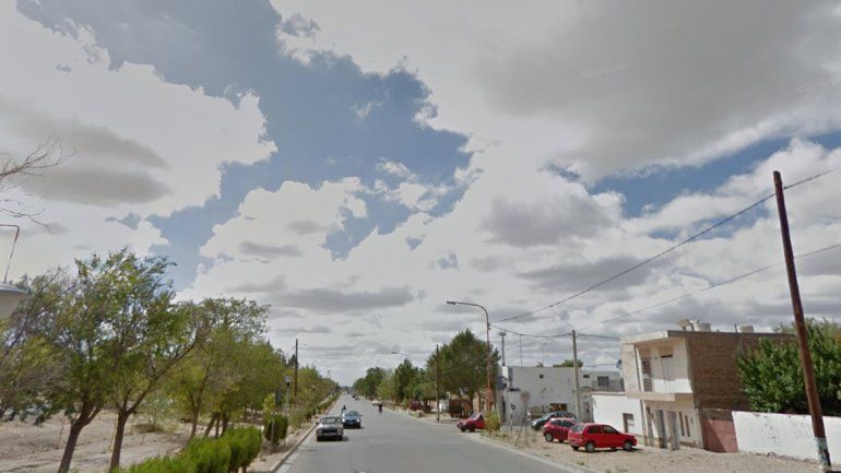 Quisieron golpear a una joven que se escondió tras robar un televisor