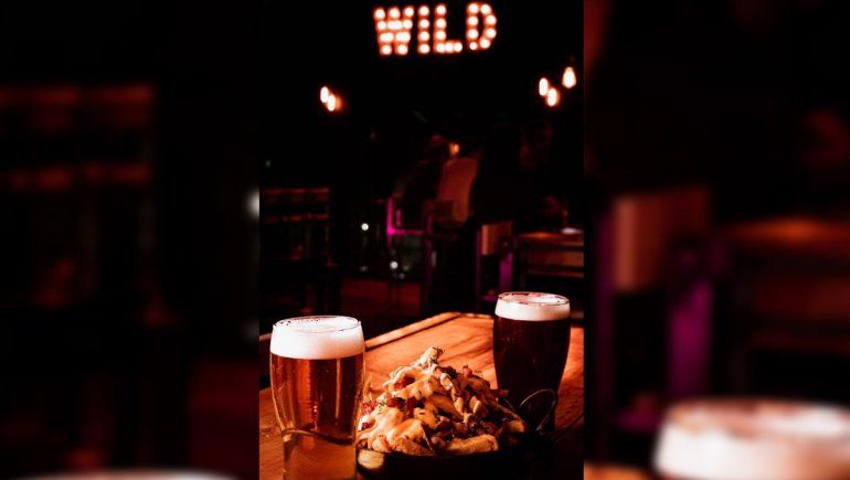 Regalan cerveza a cambio de un juguete en buen estado