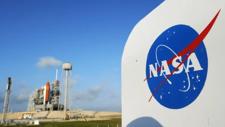 Científico de la NASA revela el secreto sobre la llegada del hombre a la Luna: nunca dejaron la atmósfera de la Tierra